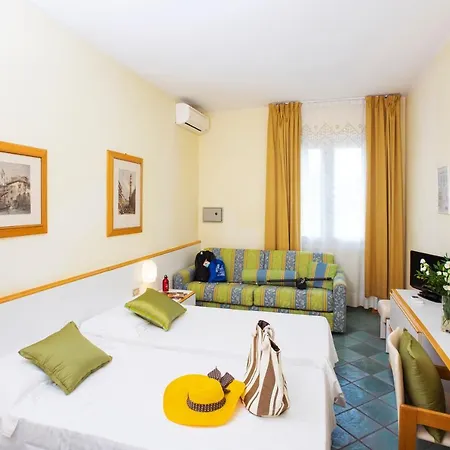 公寓式酒店 Cav阿普洛朵酒店 3*