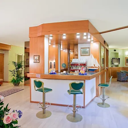 Cav阿普洛朵酒店